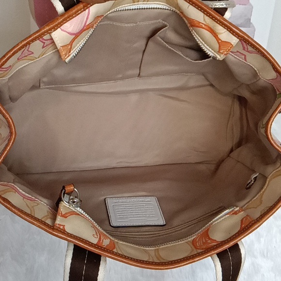 Coach Bag w/Wristlet EUC COA Authentic Large - Picture 11 of 16